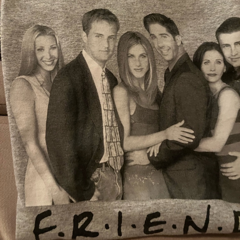 Friends Tshirt.. grey